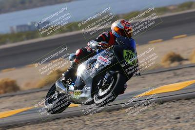 media/Dec-18-2022-SoCal Trackdays (Sun) [[8099a50955]]/Turn 14 (940am)/